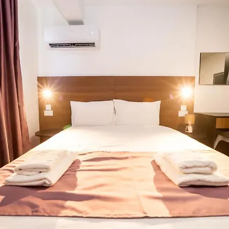 Stunning With Sea & Country View - By Hostmt *