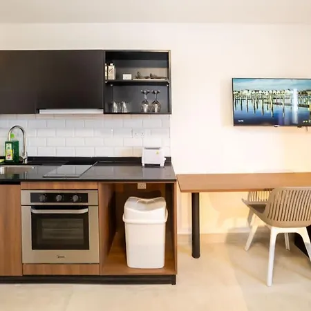 Apartamento Stunning With Sea & Country View - By Hostmt